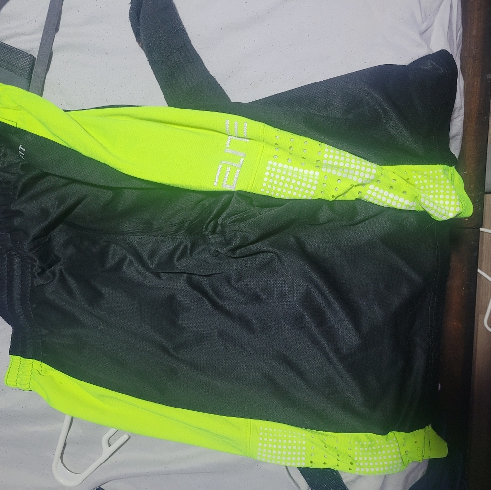 Nike Elite shorts